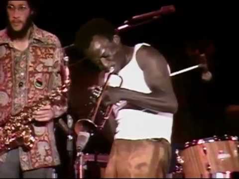 Miles Davis - Bitches Brew  (Tanglewood live 1970)