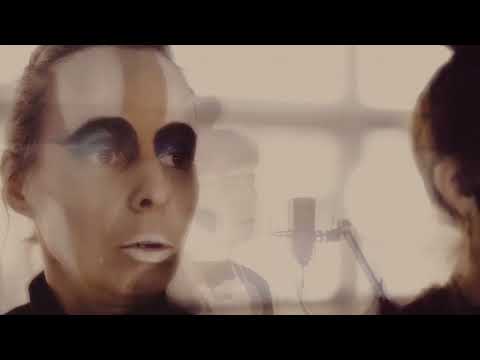 Ruth Goller - SKYLLA - "Often they came to visit, even just to see how she was (M1)" (Live)