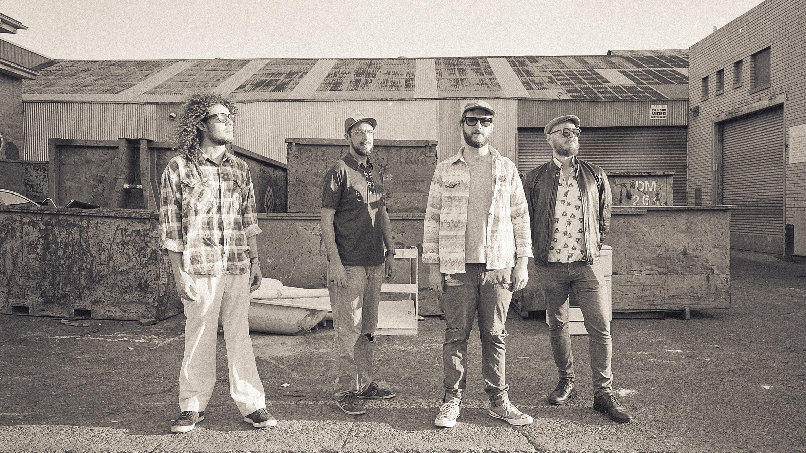 Exclusive Premiere: Kerbside Collection "Round The Corner"