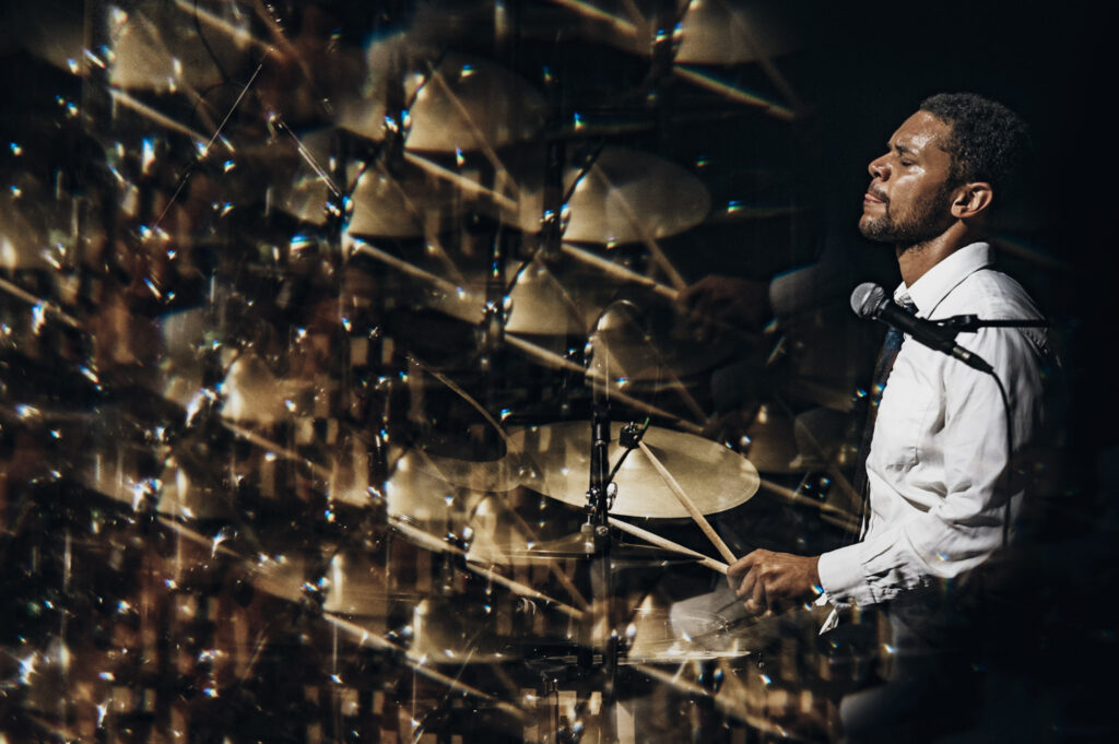 Exclusive Premiere: Myele Manzanza "When We Could Dance Together" (Sampology Remix)